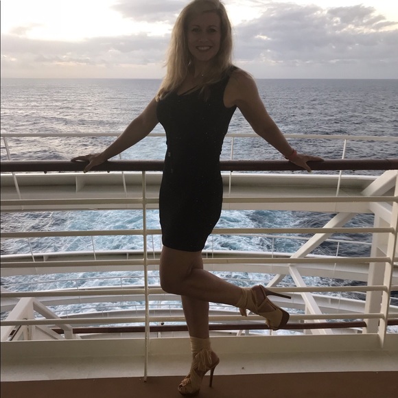 Meet your Posher, Pamela - Picture 5 of 8